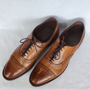 Allen Edmonds Strand Walnut Brogue Oxfords - Size 9.5D EUC
